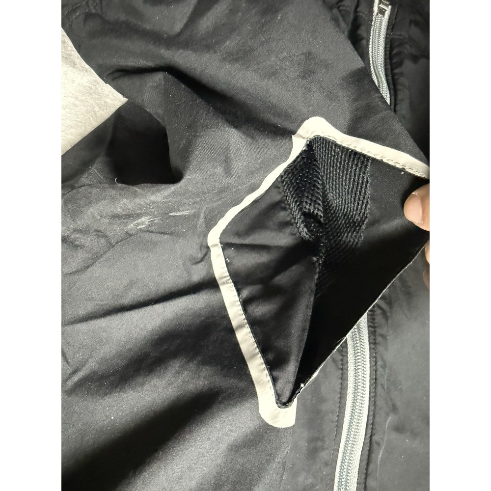 UNDER ARMOUR UA Qualifier Woven Jacket Women's SM Black Gray Fitted Wind Rain - Picture 7 of 10